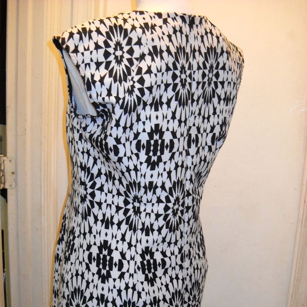 Dress Black & White -  Gabby Style 8